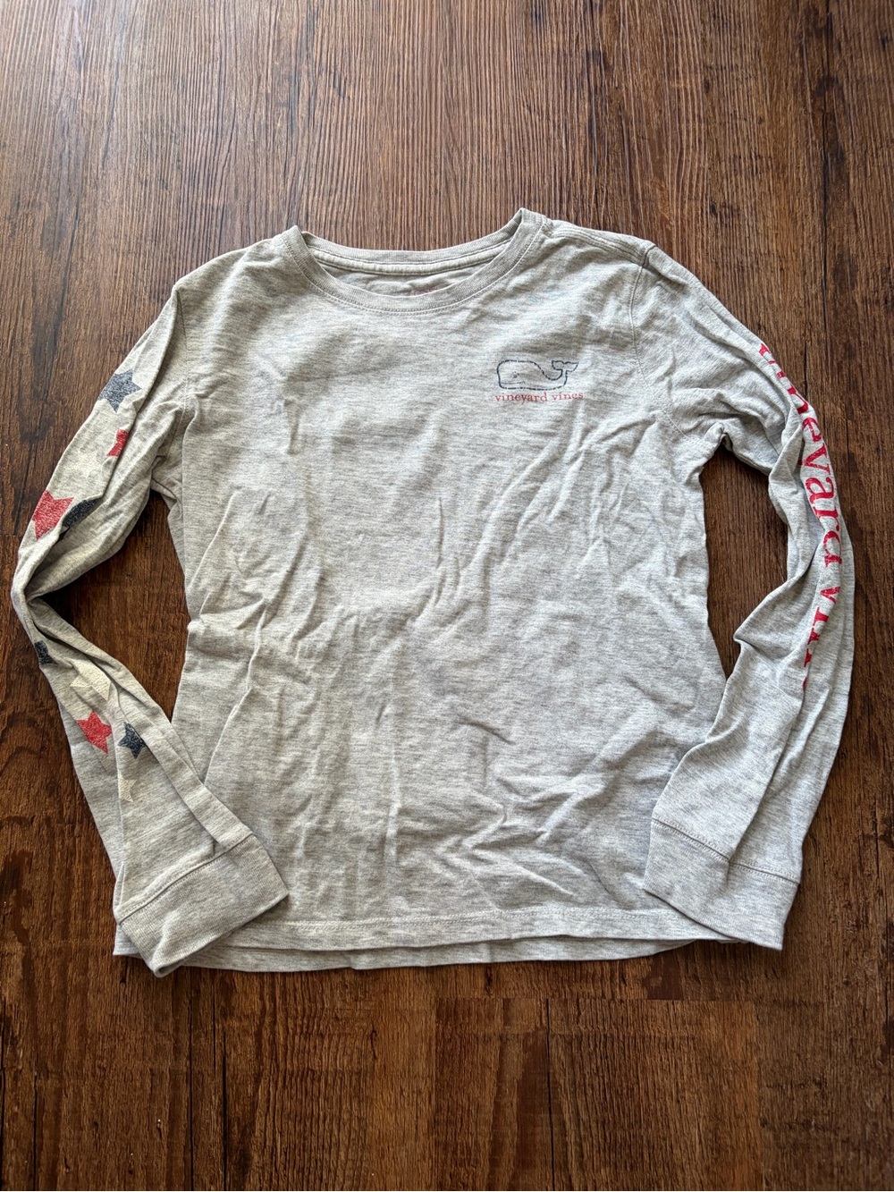 Vineyard Vines Kids' Light Gray Long-Sleeve Whale Tee with Stars